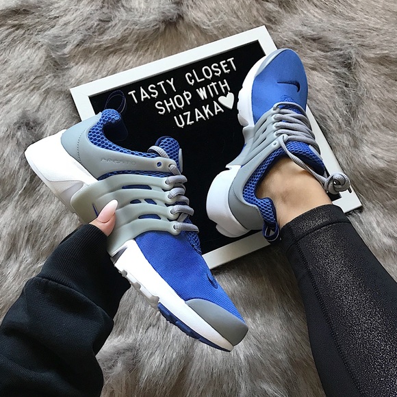 Nike Shoes - Nike presto sneakers